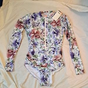 UPF 50 Board Suit by AxeSea Size 10